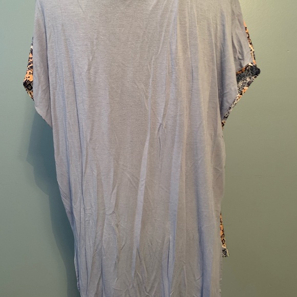 Top - Picture 3 of 4